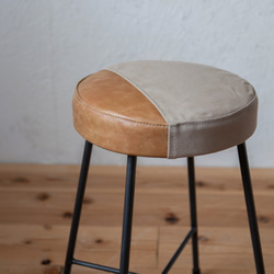 【送料無料】TWO TONE STOOL HIGH/パッチワーク/本革/帆布/アイアン 2枚目の画像