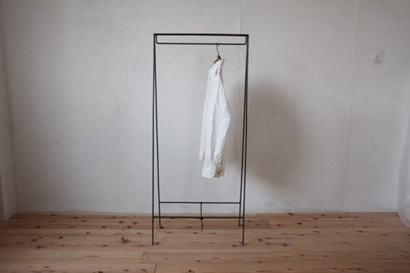 【送料無料】FOLDING HANGER RACK/ハンガーラック/折りたたみ可能 2枚目の画像