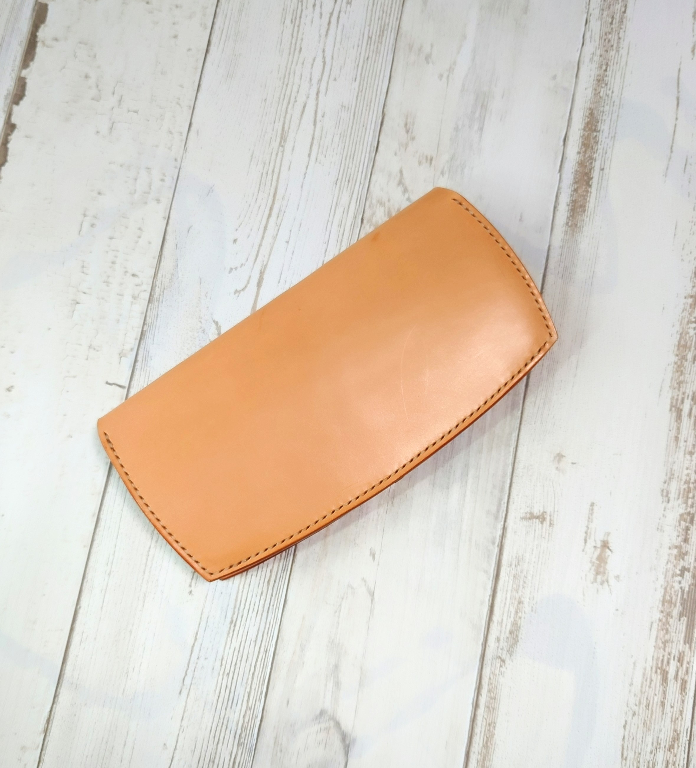 【流線形】本革 二つ折り 長財布 手縫い