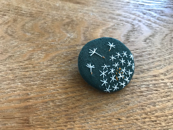 タンポポ_刺繍ブローチ L_カーキ 2枚目の画像