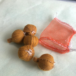 ネット玉ねぎ ぬいぐるみ tarcois 通販 11518817｜Creema(クリーマ)