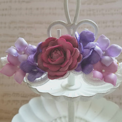 瓦萊塔玫瑰和紫羅蘭和繡球花 第1張的照片