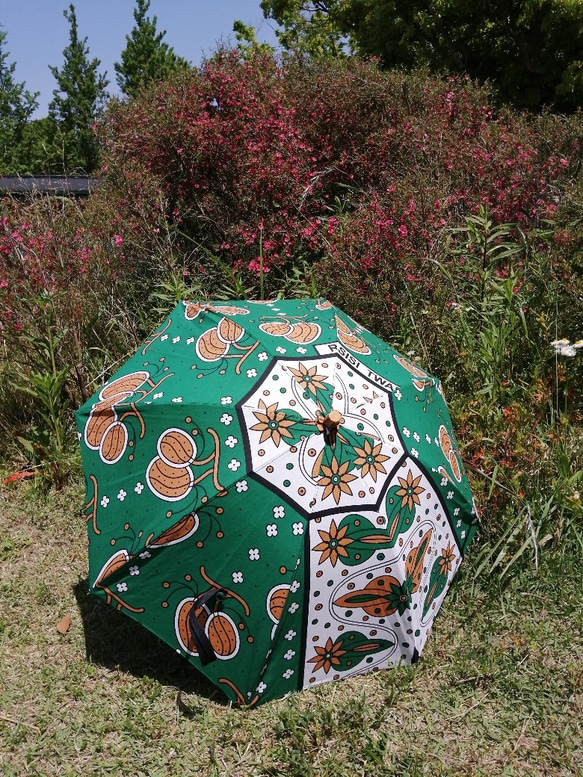 アフリカン日傘　グリーンブラウン 2枚目の画像