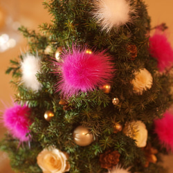 【スワロフスキーつき】ファーがふわふわ  クリスマスツリー 　☆ベリーピンク 2枚目の画像