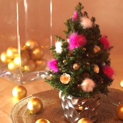【スワロフスキーつき】ファーがふわふわ  クリスマスツリー 　☆ベリーピンク 1枚目の画像