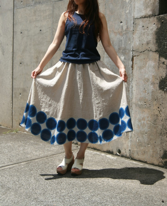 青いまるまるリネンのフレアースカート 1枚目の画像