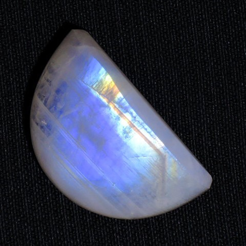 ☆ハーフムーン☆レインボームーンストーン21.9ct/22mm☆半月