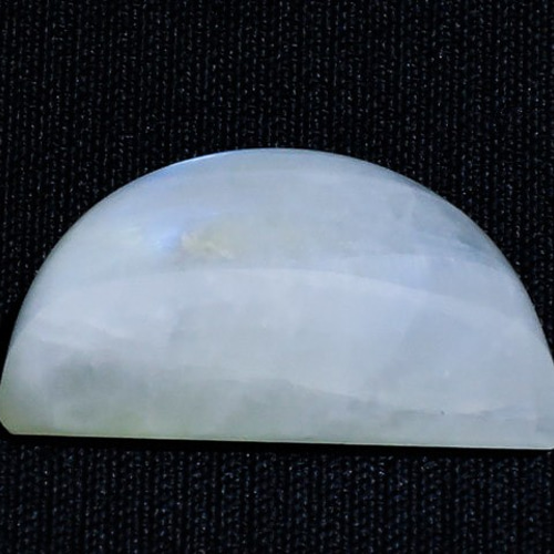☆ハーフムーン☆レインボームーンストーン21.9ct/22mm☆半月