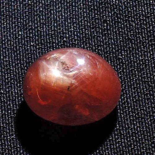 ☆6条の星 薔薇咲く☆スタールビー☆8.6ct/11.6mm☆オーバル