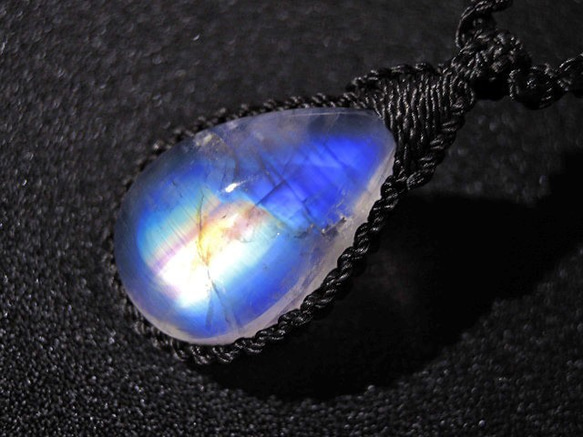 ☆ブルームーンストーン29ct☆天然石ネックレスペンダント 