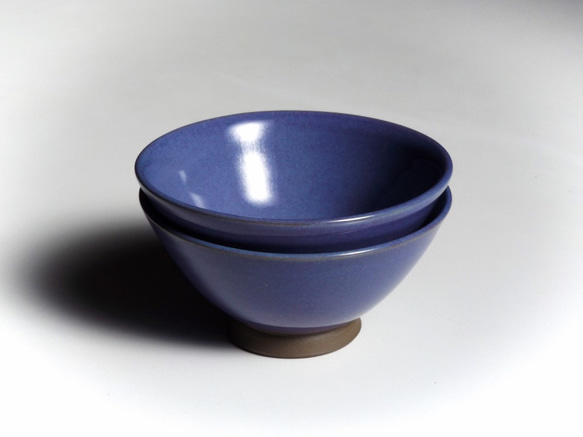 2個淡紫色杯子 第1張的照片