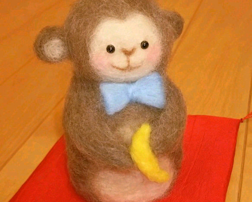 おさる フェルト製猿のぬいぐるみ 約10cm チンパンジー（フェルトぬいぐるみブック）