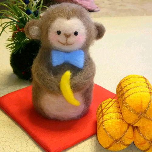 おさる フェルト製猿のぬいぐるみ 約10cm お猿さん♪ | Chai Felt Design