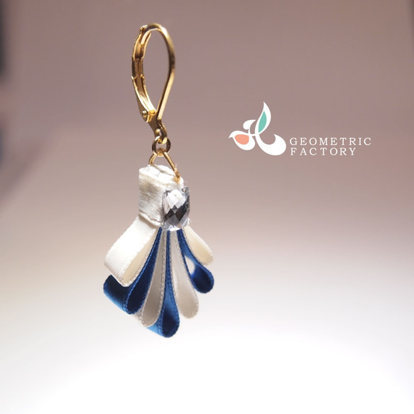 Peacock Ribbon Pierce (Blue x White) 1枚目の画像