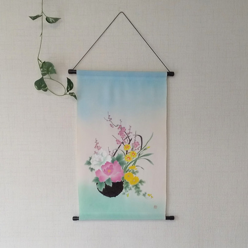 花かごに春の花の手描きタペストリー タペストリー・壁掛け 結友 通販