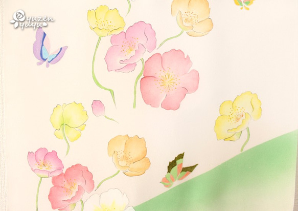 春の花々の手描きタペストリー 3枚目の画像