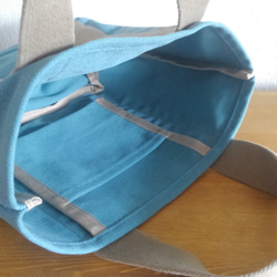 【SALE】鮮やかなブルーのミニトートバッグ(帆布・ヴィンテージ風加工) 4枚目の画像
