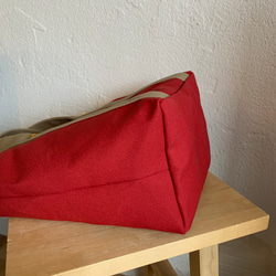 配色帆布のミニトートバック〈赤×ベージュ〉 4枚目の画像