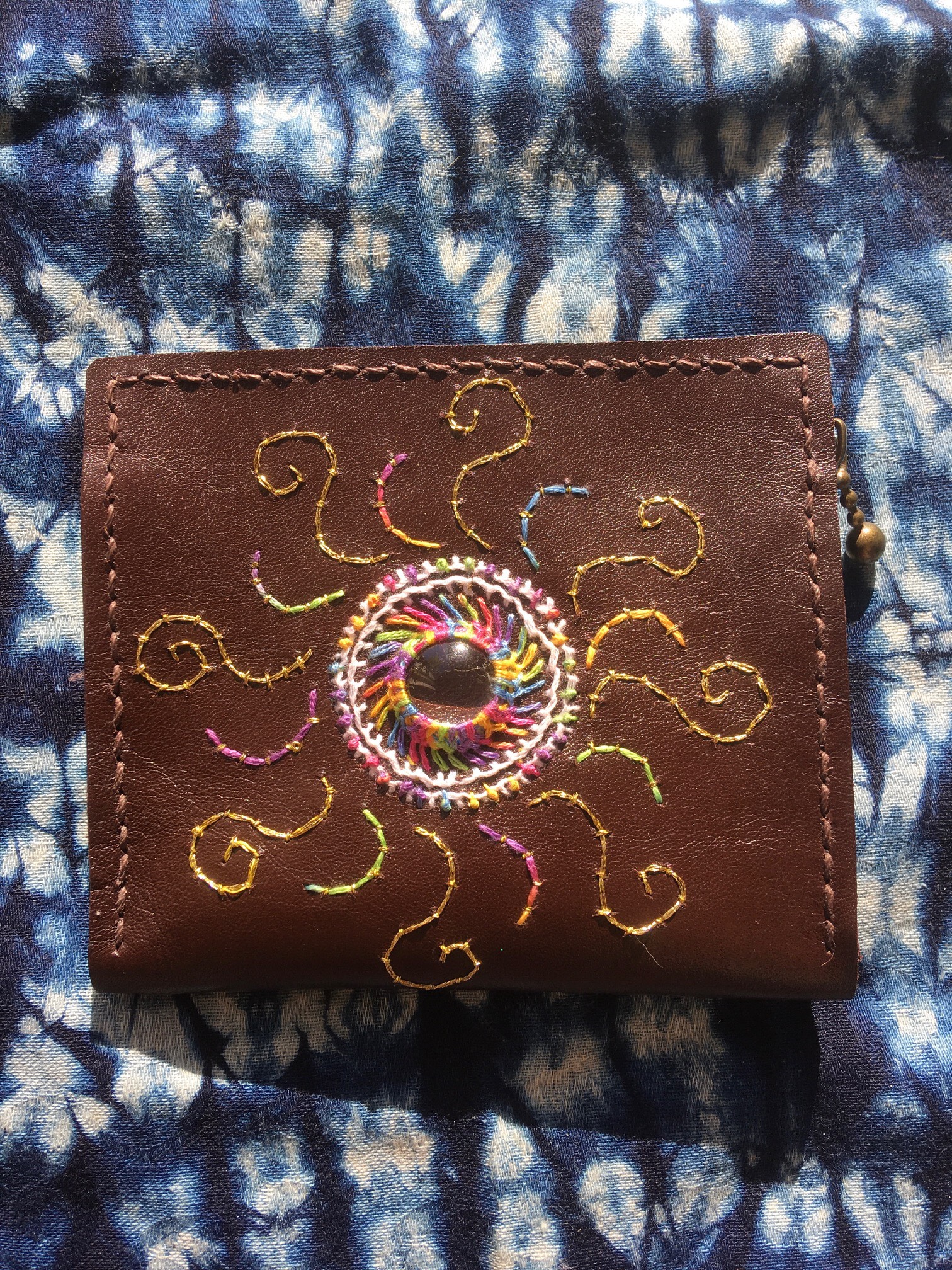 革のコイン&パスケース（ガラス刺繍）