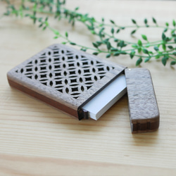 木製名刺入れ　和柄模様切抜き（七宝）ウォールナット 4枚目の画像