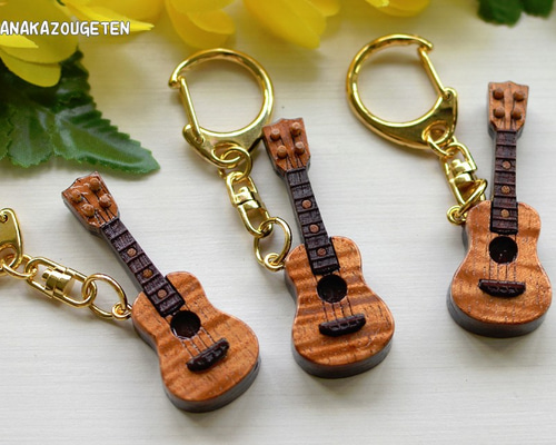 ハワイアン！ウクレレミニチュアキーホルダー キーホルダー