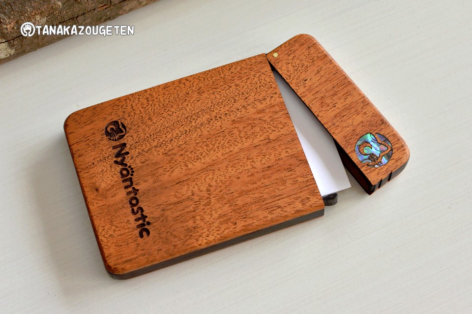 木製名刺入れ マホガニー　【Nyantastic】