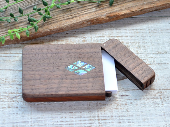 木製名刺入れ【シェル/菱形】ウォールナット 4枚目の画像