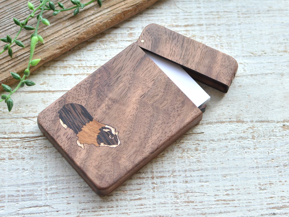 木製名刺入れ【モルモット/guinea pig】ウォールナット