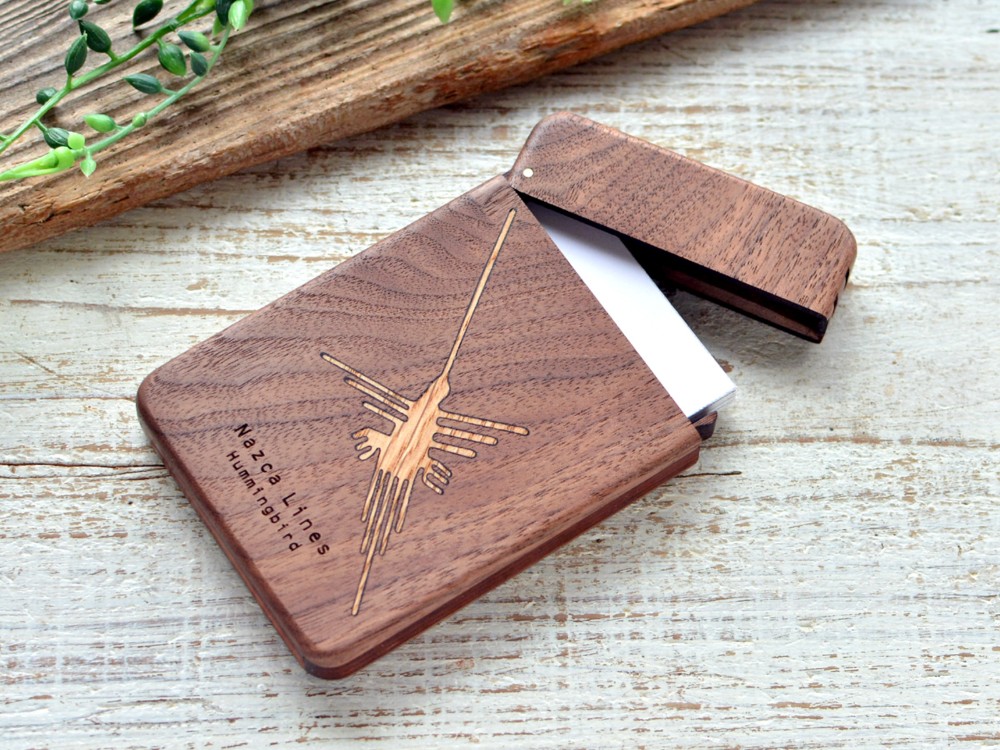 木製名刺入れ【ナスカの地上絵/ハチドリ】ウォールナット