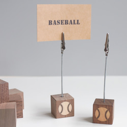 木製クリップスタンド　野球ボール　ウォールナット 1枚目の画像