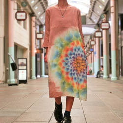 最新版本的帥氣染色!!超級流行的新長袖連衣裙♪美麗的曼陀羅HD12-8米色易於穿著 第1張的照片