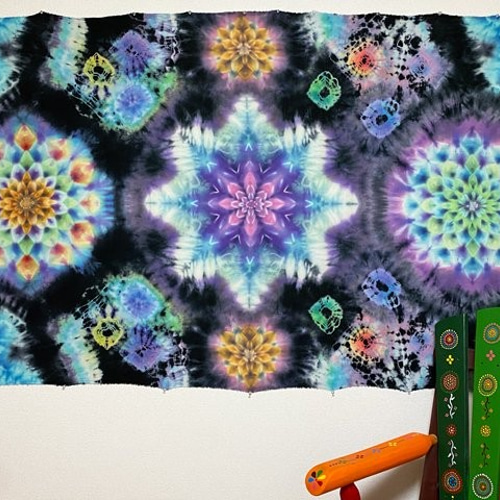 タイダイタペストリー86x96 送料無料 タイダイ染め タペストリー Hippies Dye 最新作 銀河三連