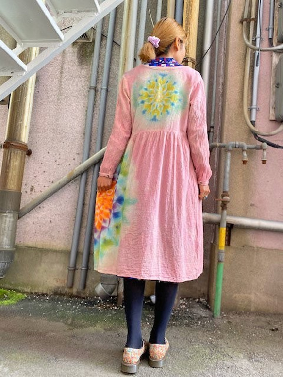 紮染長裙，前開襟 美麗的大曼陀羅，粉紅色，柔和的大地色 HD13-65 第4張的照片