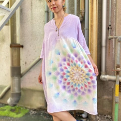 紮染染色束腰連衣裙 淡雅的淡紫色和華麗的大曼陀羅 HD14-02 第3張的照片