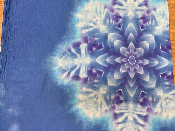 タイダイ染め　ゆったりワンピース　ブルービューティ　藍色のスノーフレイク　Hippies Dye最新作 HD14-33 7枚目の画像