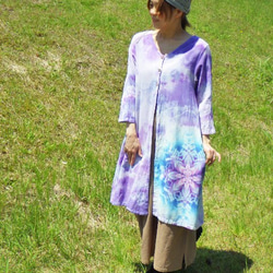 紮染紮染新款前襟束腰開衫♪美麗的紫色不均勻染色和夢幻般的雪花曼荼羅♪HD8-69 第2張的照片