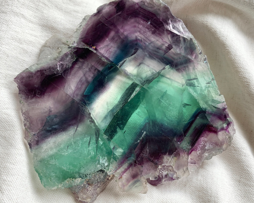 フローライトスライス♡♡No.2111 値下げ！30%OFF 】フローライト・スライスカット その他置物