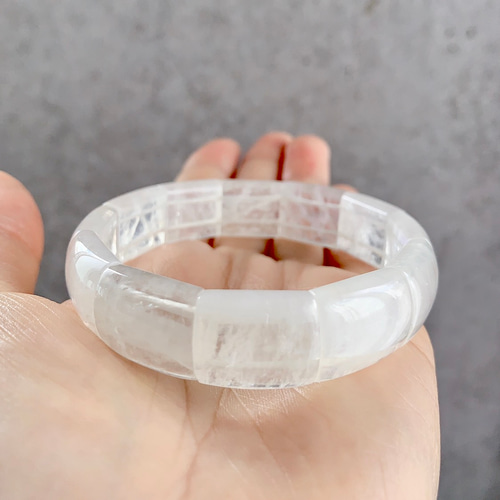 注目の福袋！ 高品質AAA ホワイトラブラドライト ムーンストーンバングル（ アクセサリー