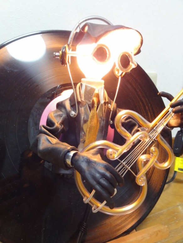 jazz  レコード盤ライト  Ｌサイズ  ギタリスト　０4 4枚目の画像