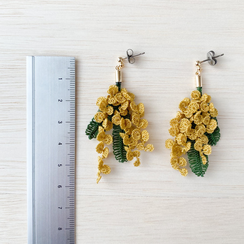 タティングレース✳︎ミモザのスワッグのピアス ピアス（スタッド・一