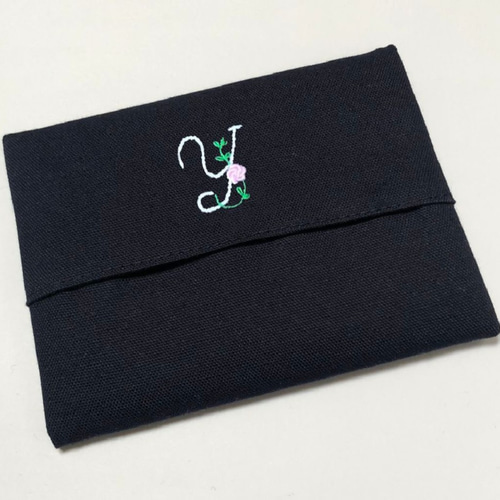 受注製作◇イニシャル刺繍Ⅰ ポケットティッシュケース I012-1 雑貨