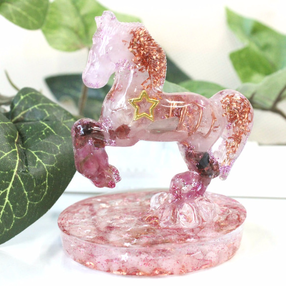 【希少】2026年開運 ローズクォーツ2kg ペガサス 馬 一刀彫 土台付き 2025年最新】馬 天馬 ペガサスの人気アイテム - メルカリ 【希少】2026