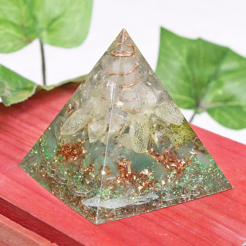 オルゴナイト作成パーツ（天然石ドライフラワーパーツなど）