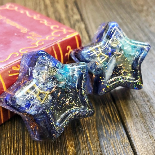 流れる星のキューブ・オルゴナイト【ラピスラズリ】 星型 冬の夜空 オルゴナイト ラピスラズリ&アパタイト その他置物 毘殊