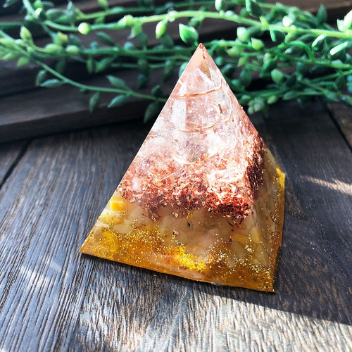 人との良縁をつなぐ] ピラミッド型Ⅱ オルゴナイト アラゴナイト