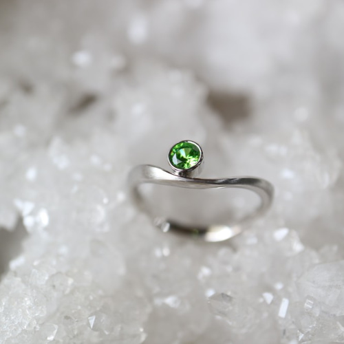 天然石　デマントイドガーネット　リング　指輪 ロシア産デマントイドガーネット ダイヤモンドリング DTG 1.04ct