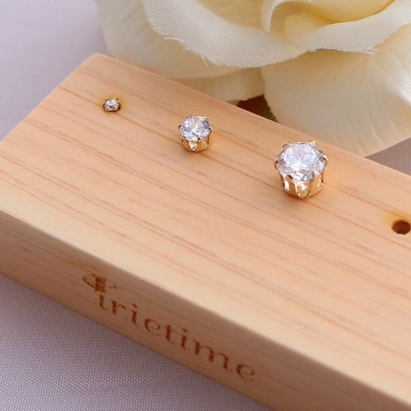 【birthstone/14kgf】誕生石ピアス 4月 crystal 6mm(片耳用) 3枚目の画像