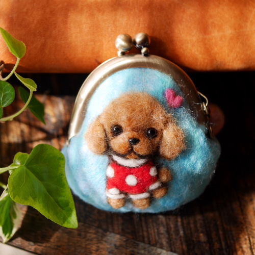 おすましトイプードルの小さな羊毛フェルトがま口 がま口 インコと