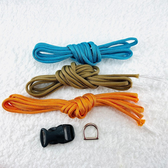 「キット]パラコード#49No70 マクラメ編みオレンジとブルーの犬猫首輪 2枚目の画像