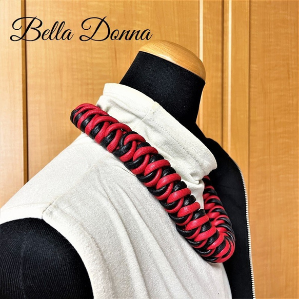 [公式]綿100％ロープでマクラメ編み50ｃｍネック＆チョーカー赤と黒 2枚目の画像